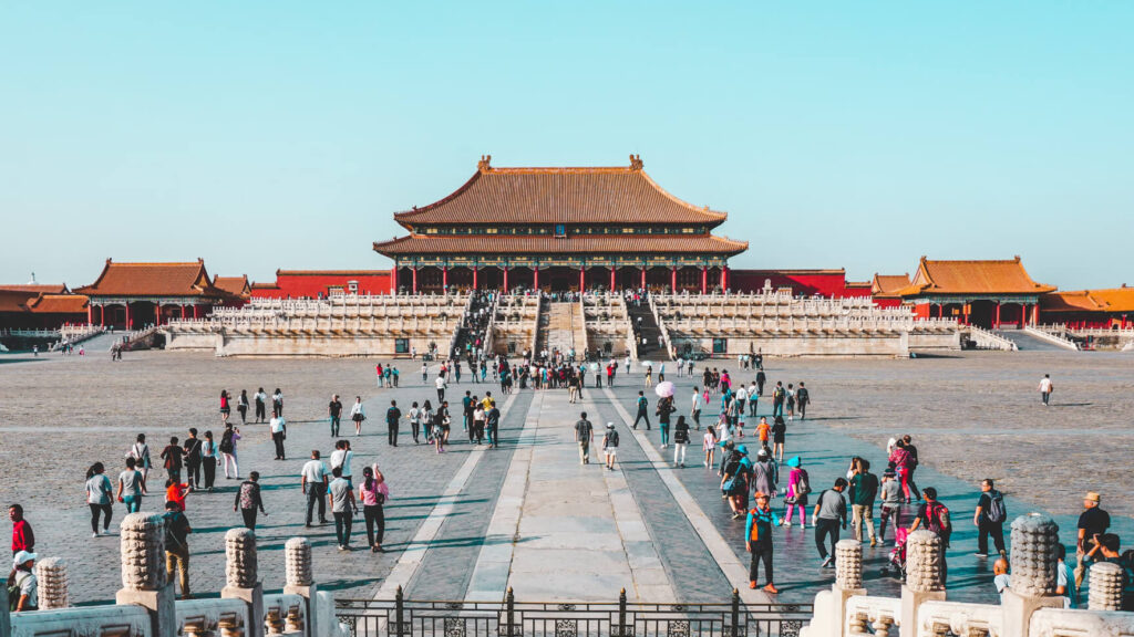 Vista a lo lejos de un templo de China